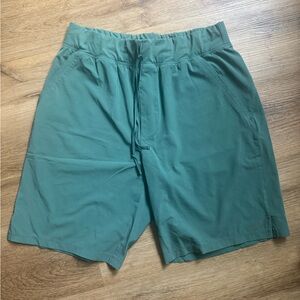 ALO Yoga Forest Green Shorts